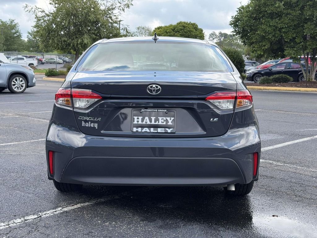 Certified Used 2025  Toyota LE image 22