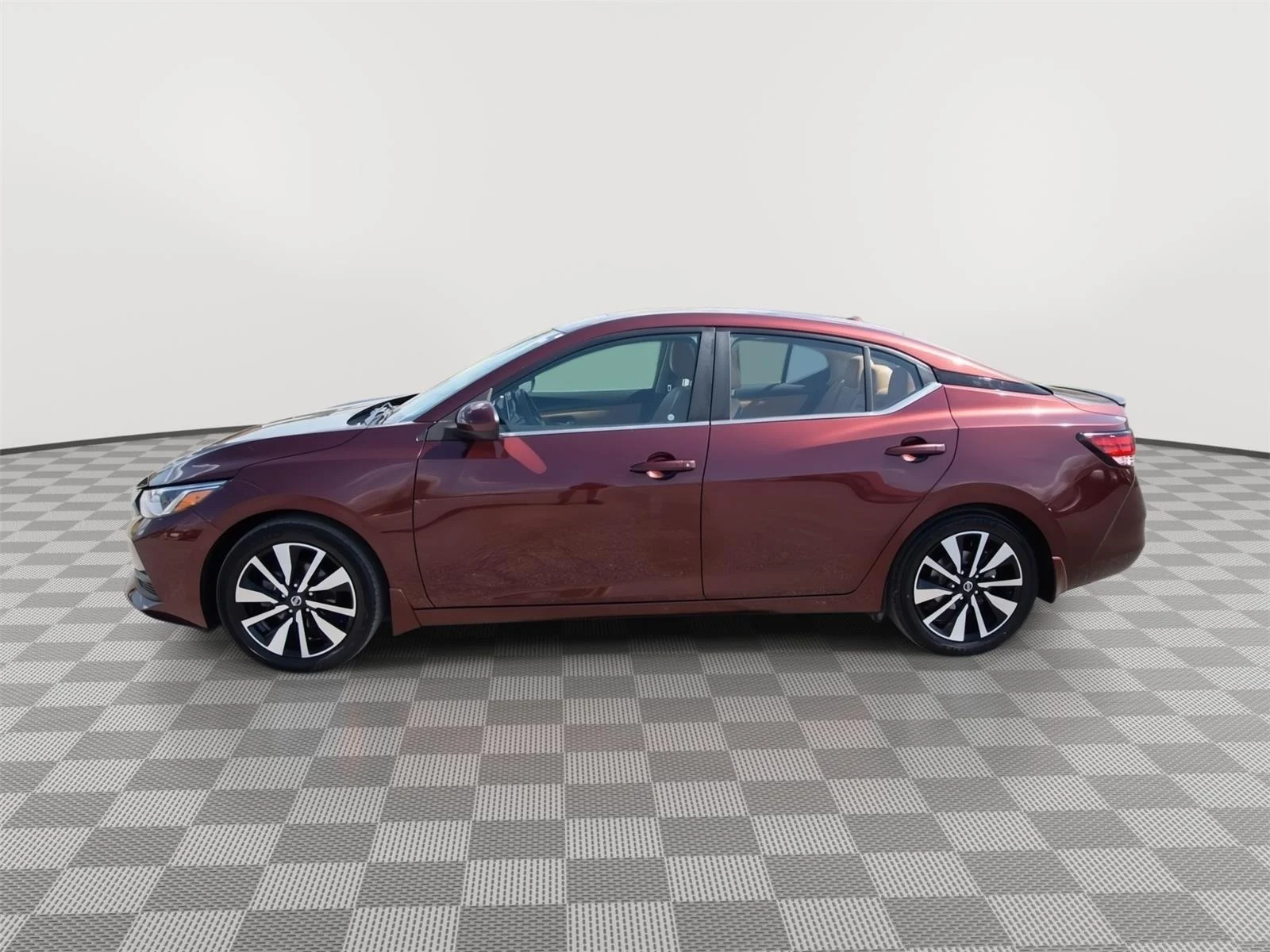 Used 2022 Rosewood Metallic Nissan SV image 8