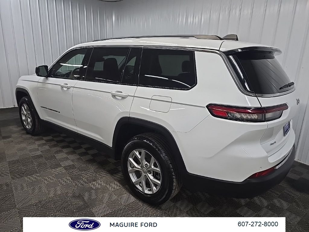 Used 2023 Bright White Clearcoat Jeep Limited image 11