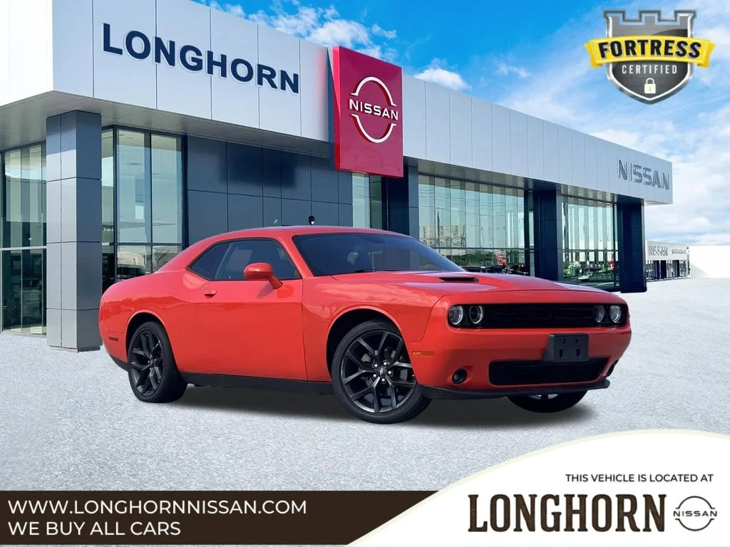 2022 Dodge Challenger SXT Auto's photo