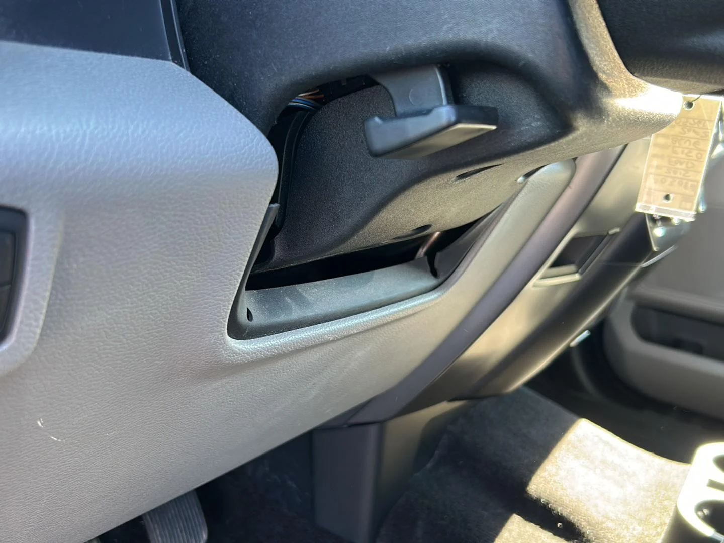 Used 2015 Blue Jeans Metallic Ford XLT image 21
