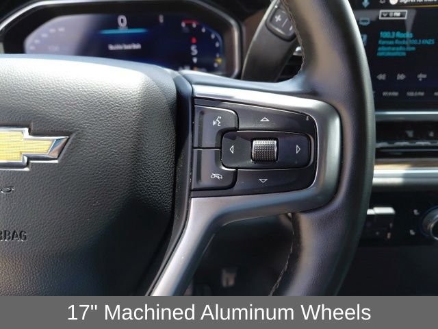 Used 2025 White Chevrolet LT image 11