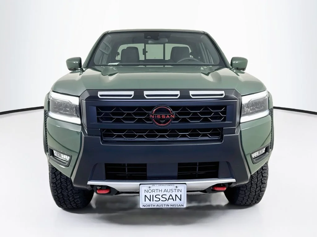 New 2027 Green Nissan PRO-4X image 2