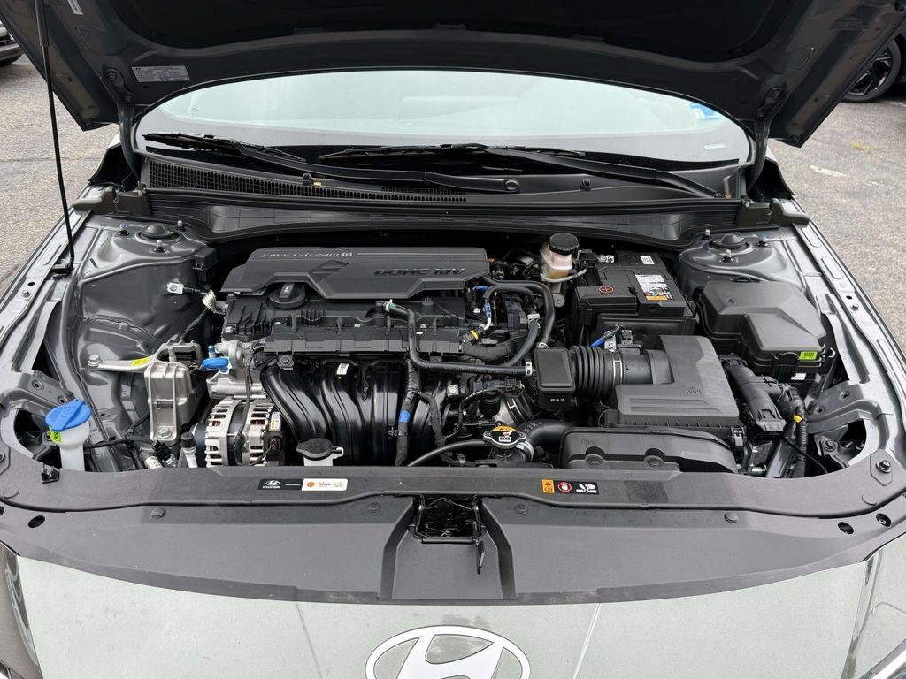 New 2026 Amazon Gray Hyundai SEL Sport image 12