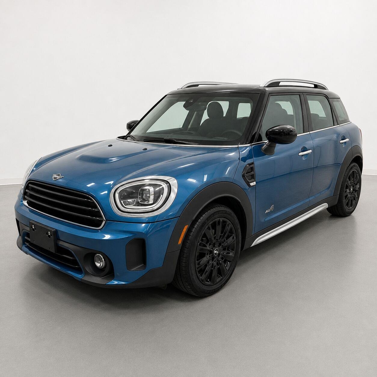 Used 2022 Island Blue Metallic MINI Oxford Edition image 1