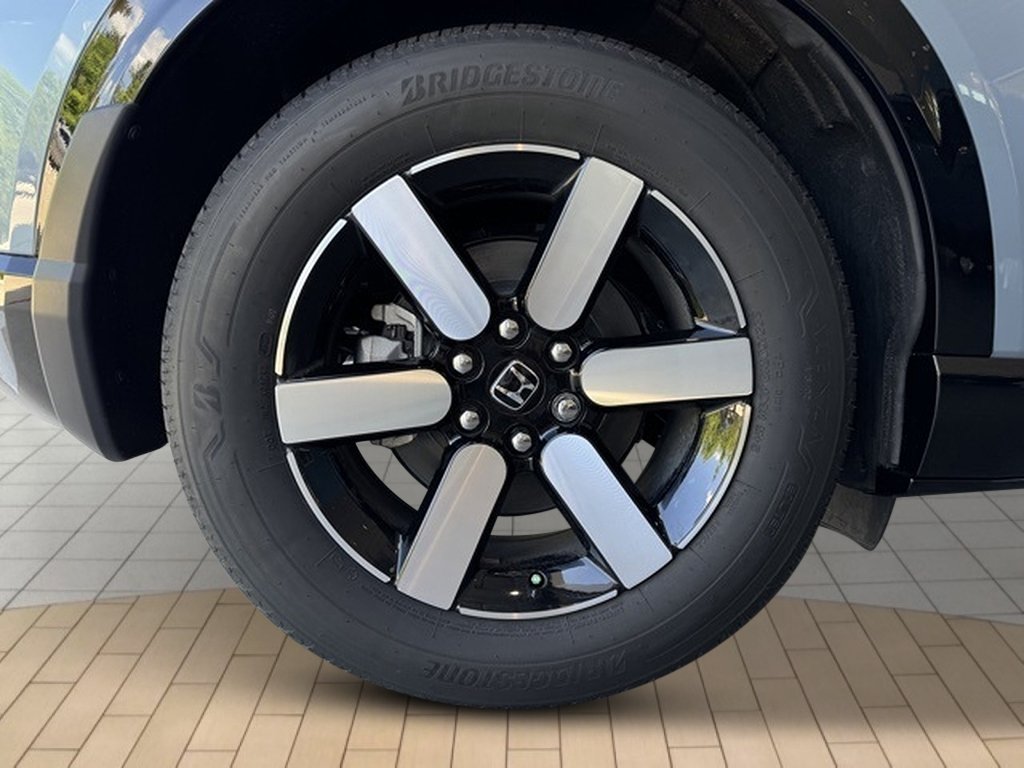 New 2026 Sonic Gray Pearl Honda Touring image 7