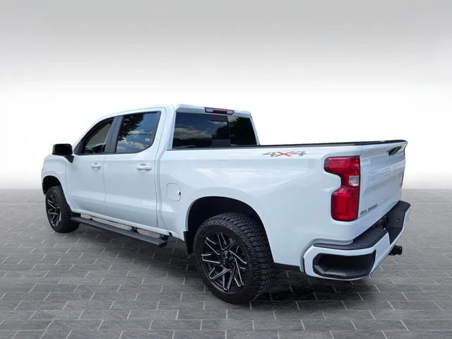 Used 2021 White Chevrolet RST image 5