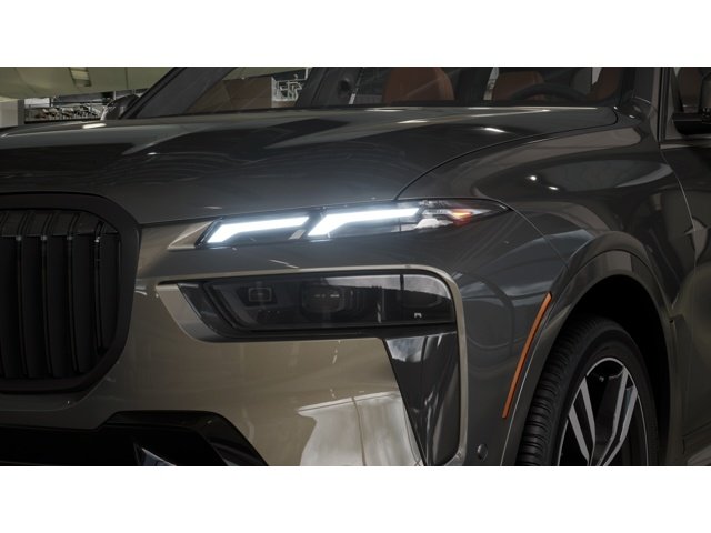 New 2027 Dravit Grey Metallic BMW  image 6