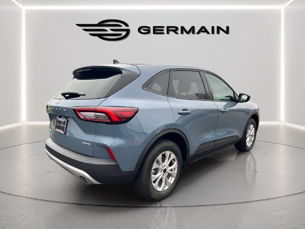 Used 2026 Vapor Blue Ford Active image 8