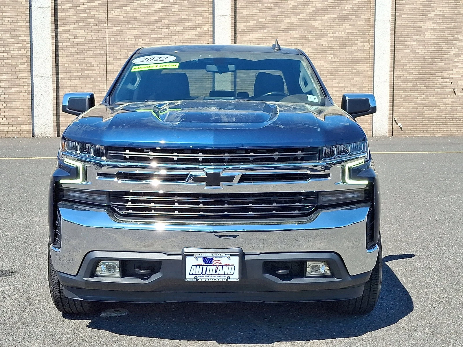 Used 2022 Northsky Blue Metallic Chevrolet LT image 2