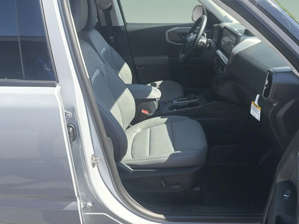 New 2026 Space White Metallic Ford Badlands® image 52