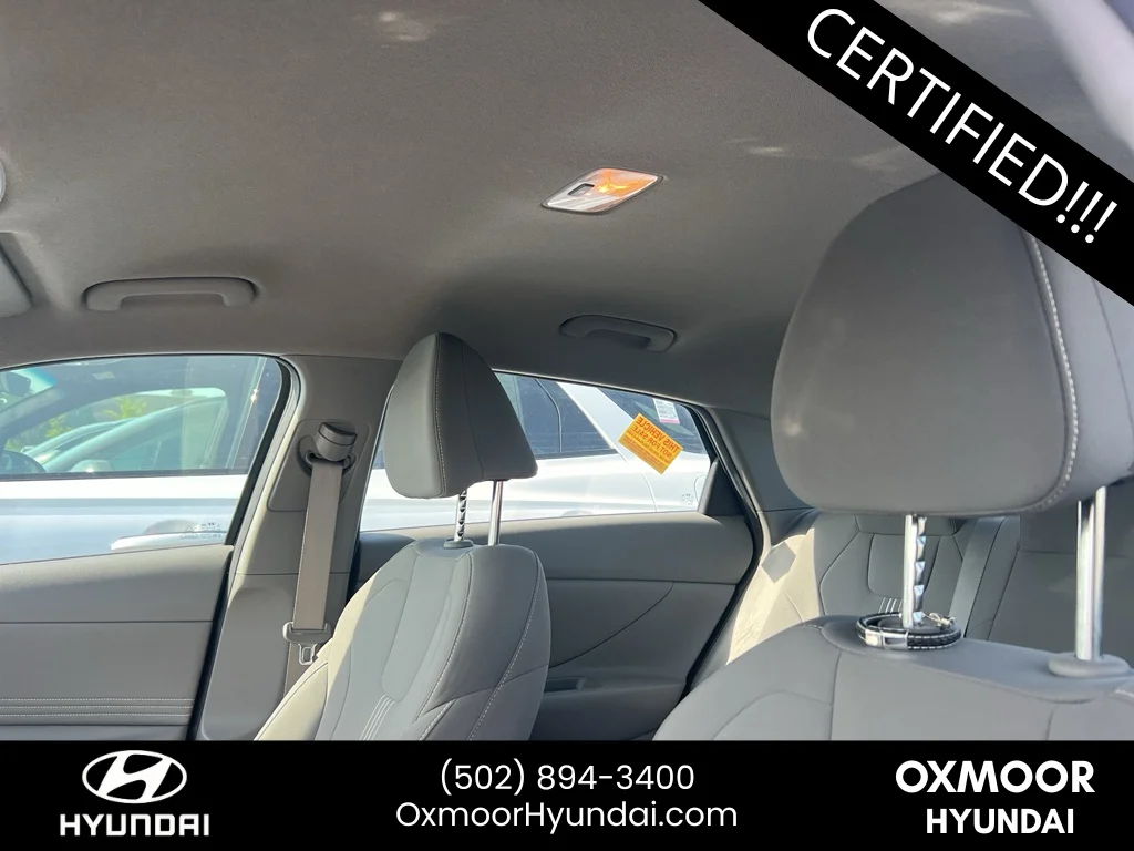 Used 2022 Phantom Black Hyundai SEL image 5