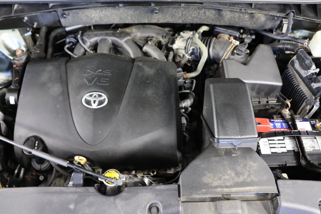 2017 Toyota Highlander LE - Photo 23