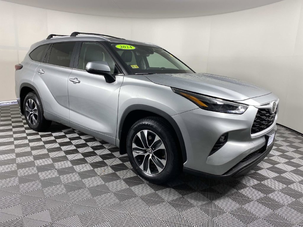 2024 Toyota Highlander