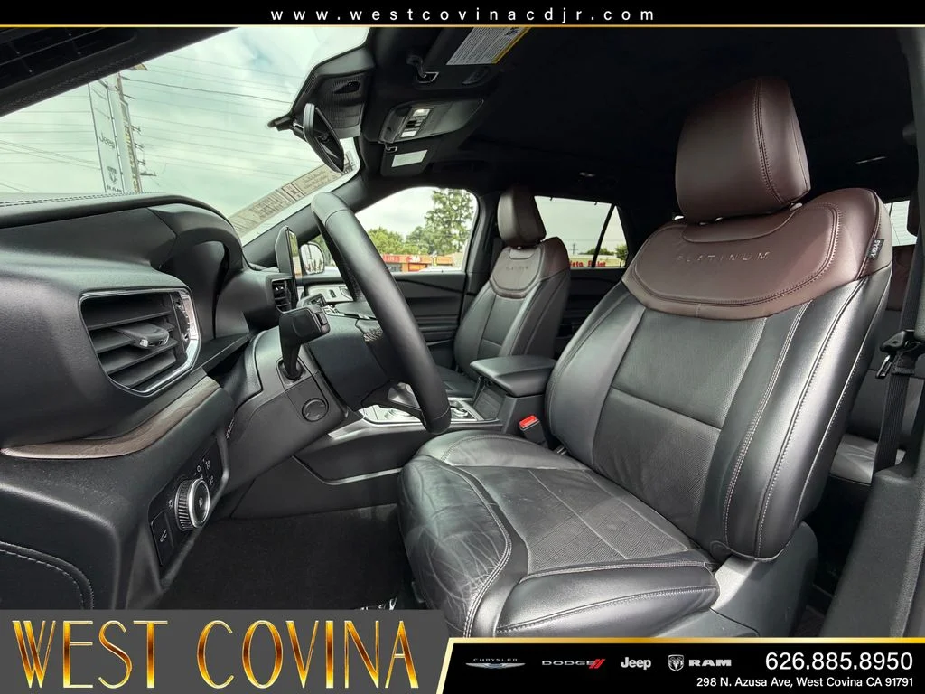 Used 2024 Silver Ford Platinum image 23
