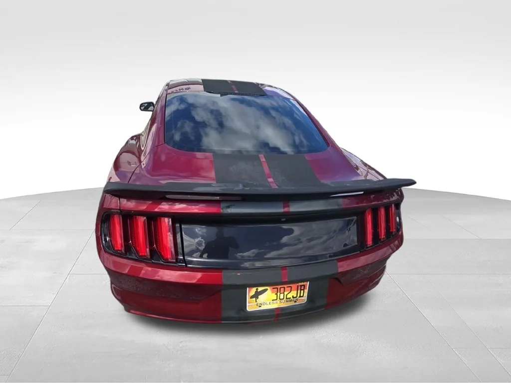 Used 2016 Red Ford V6 image 8