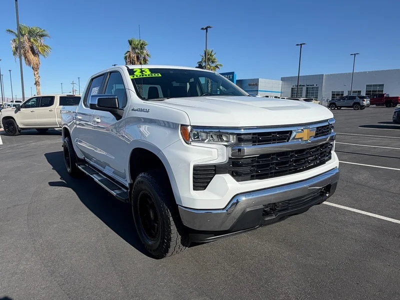 Used 2023 Summit White Chevrolet LT image 1