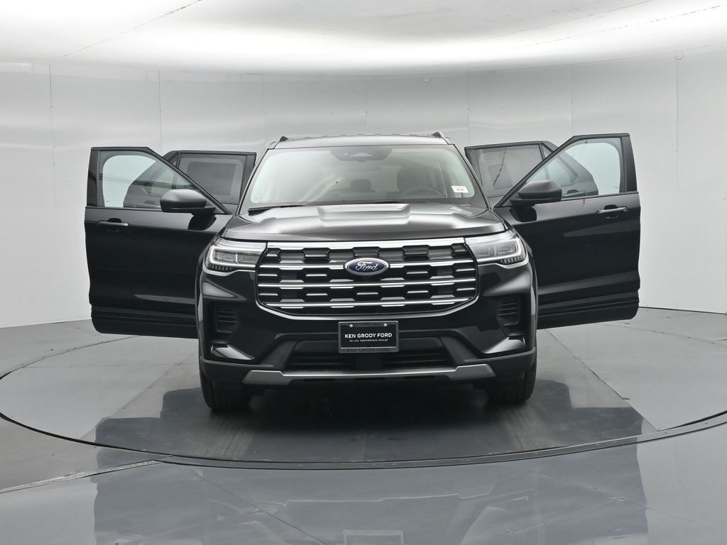 New 2026 Agate Black Metallic Ford Active image 31