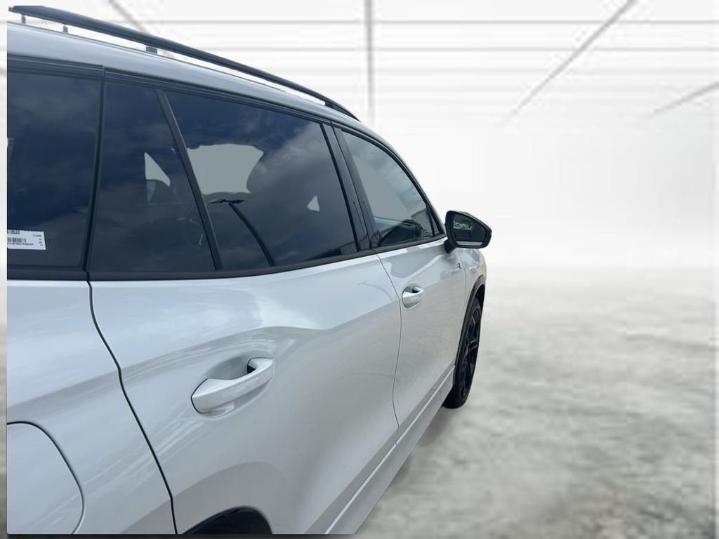 New 2026 White/off-white Volkswagen 2.0T SE R-Line Black image 33