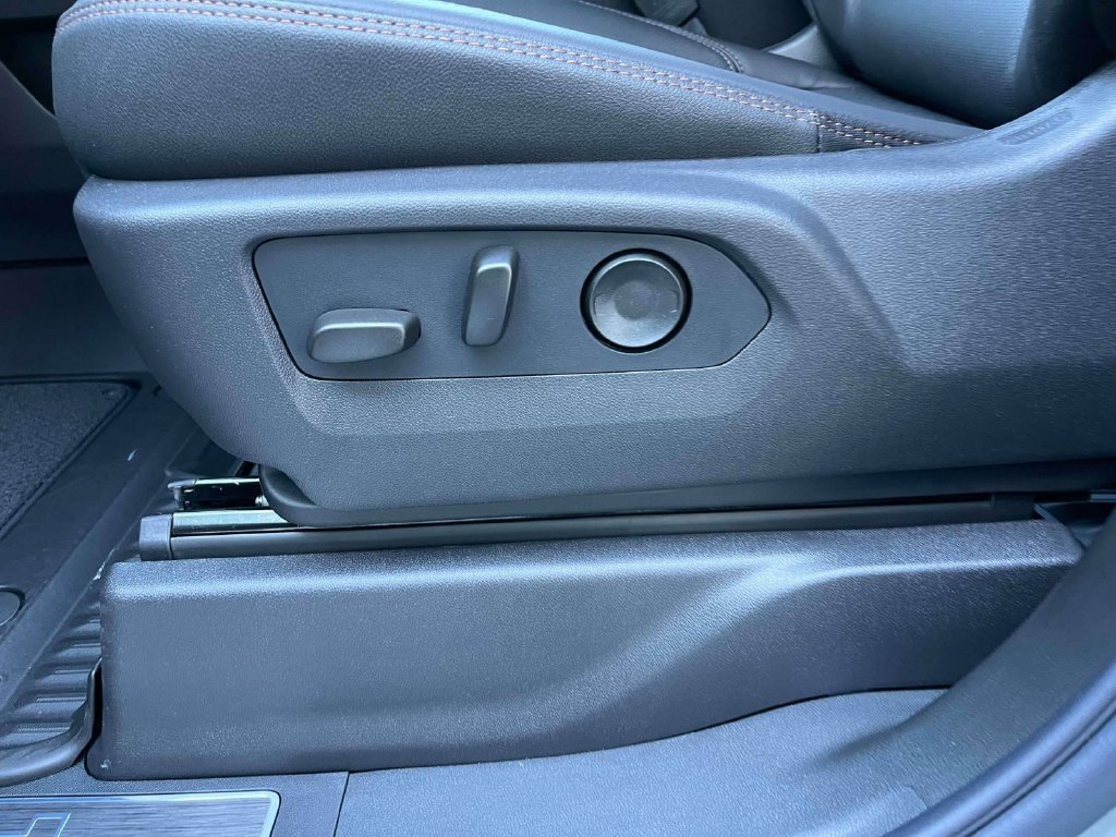 New 2026 Sterling Metallic GMC AT4 image 23