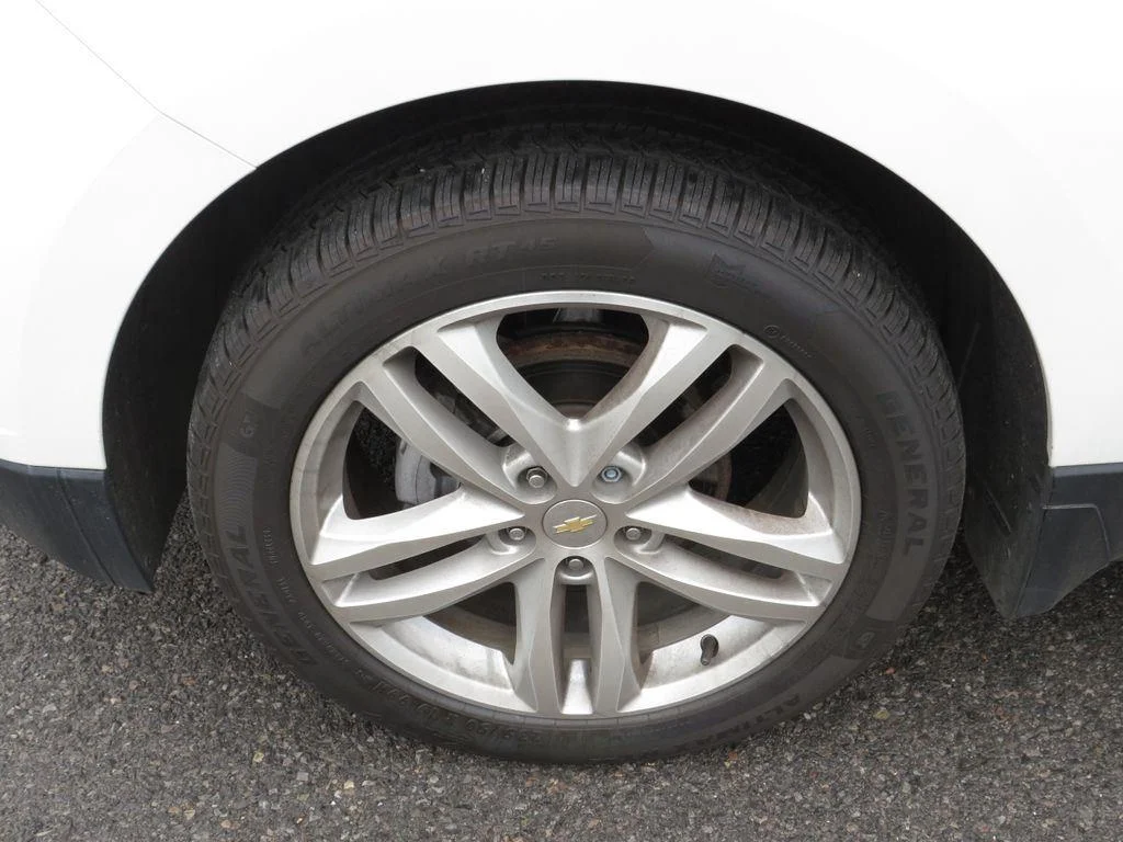 Used 2021 Pearl Chevrolet Premier image 14