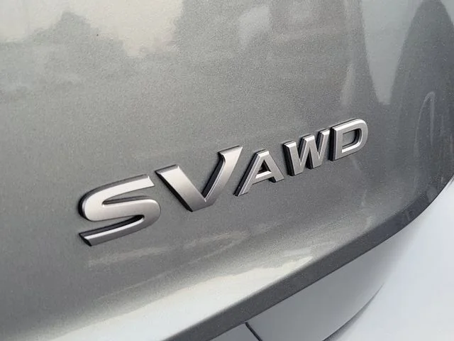 Used 2024 Gray Nissan SV image 7