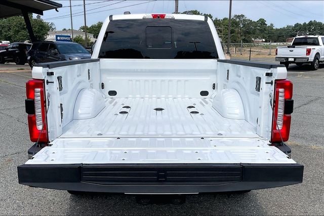 New 2026 Star White Metallic Tri-Coat Ford F-250® King Ranch® image 16