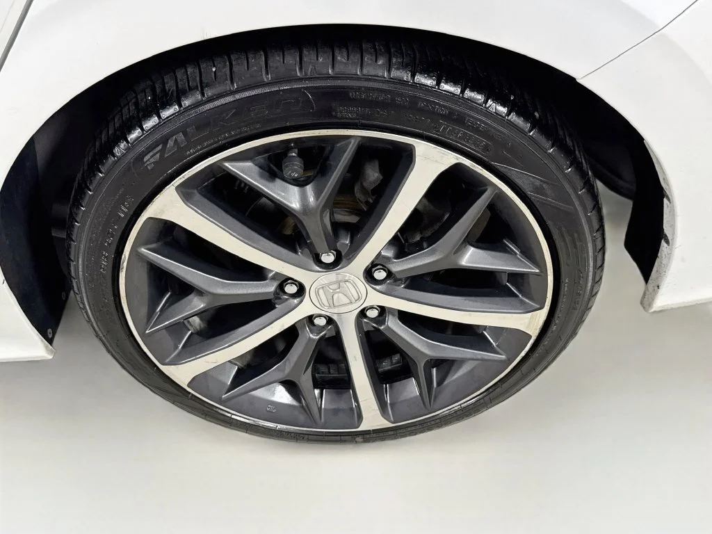 Certified Used 2022 Platinum White Pearl Honda Touring image 41