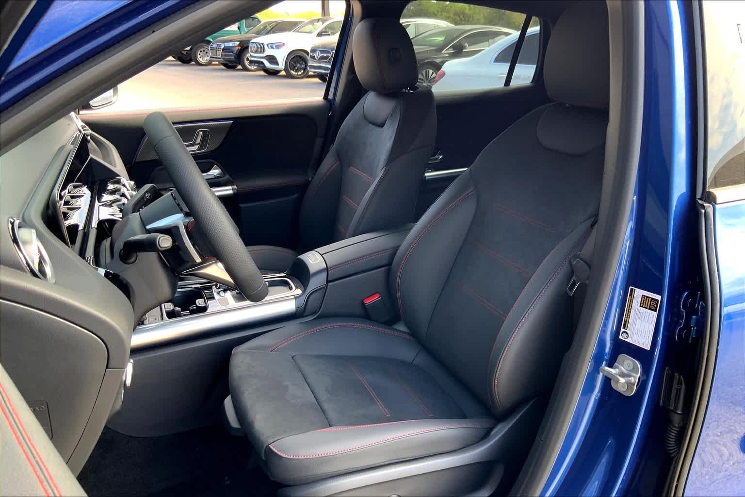 Used 2025 Starling Blue Metallic Mercedes-Benz GLA 250 image 17