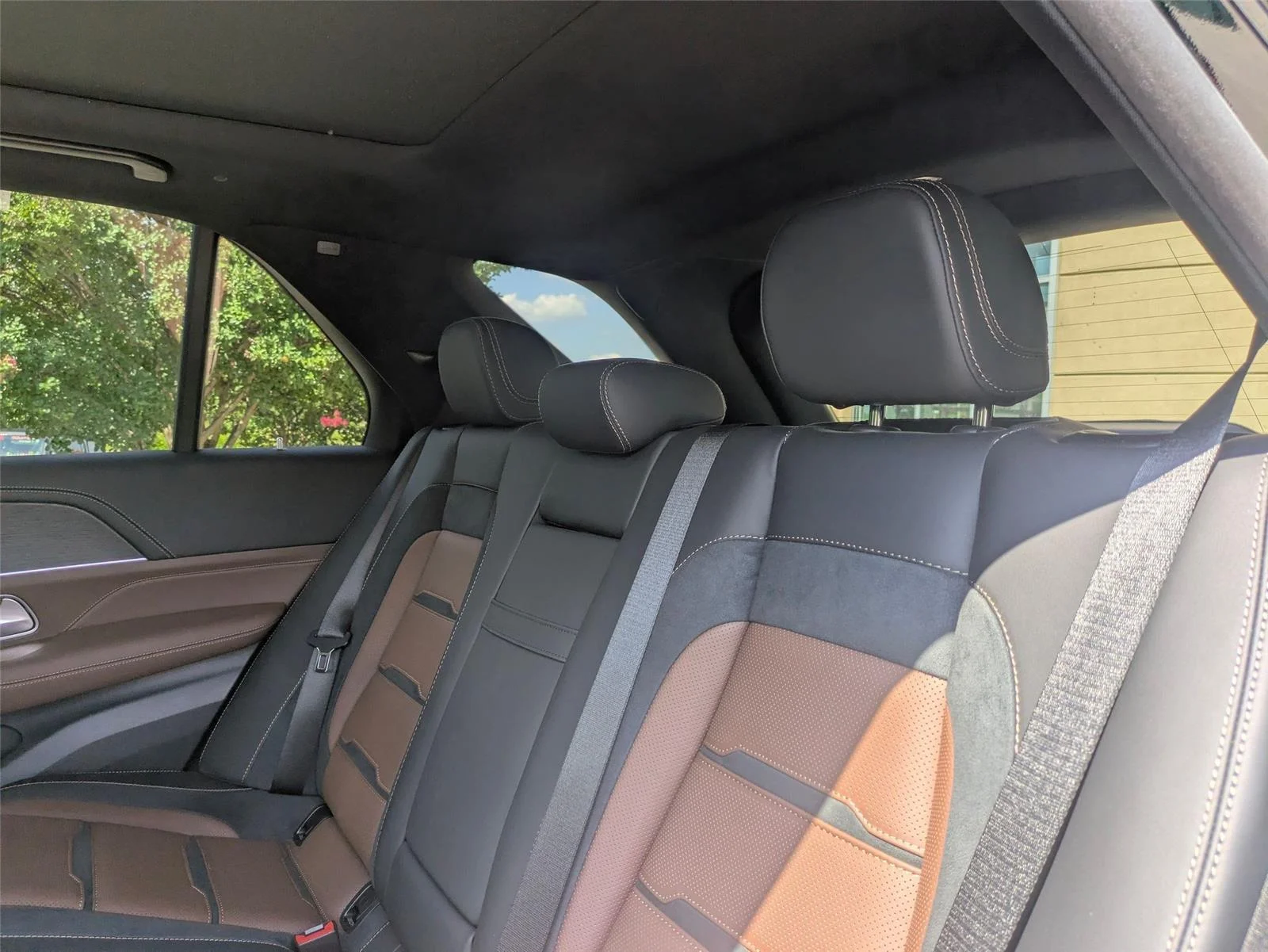 Used 2025 Black Mercedes-Benz AMG® GLE 53 image 26