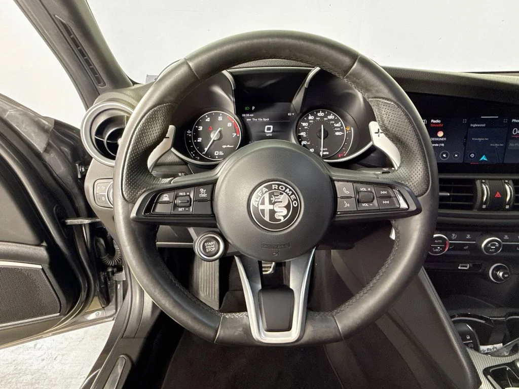Used 2023 Gray Alfa Romeo Veloce image 11