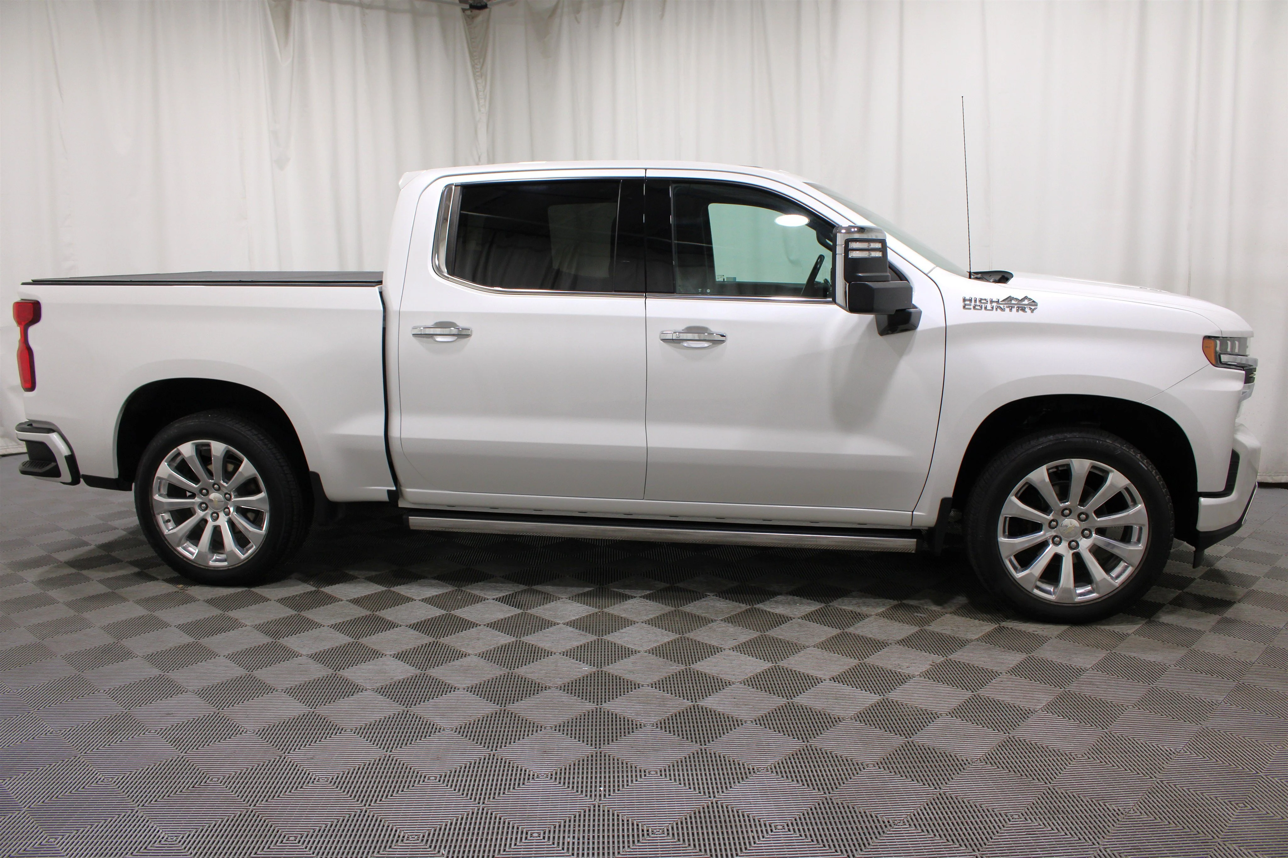 2020 Chevrolet Silverado 1500 High Country - Photo 29
