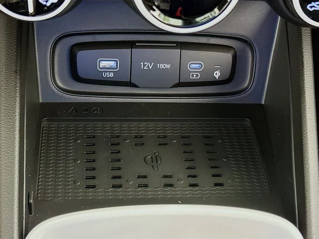 New 2026 Hyundai VENUE SEL