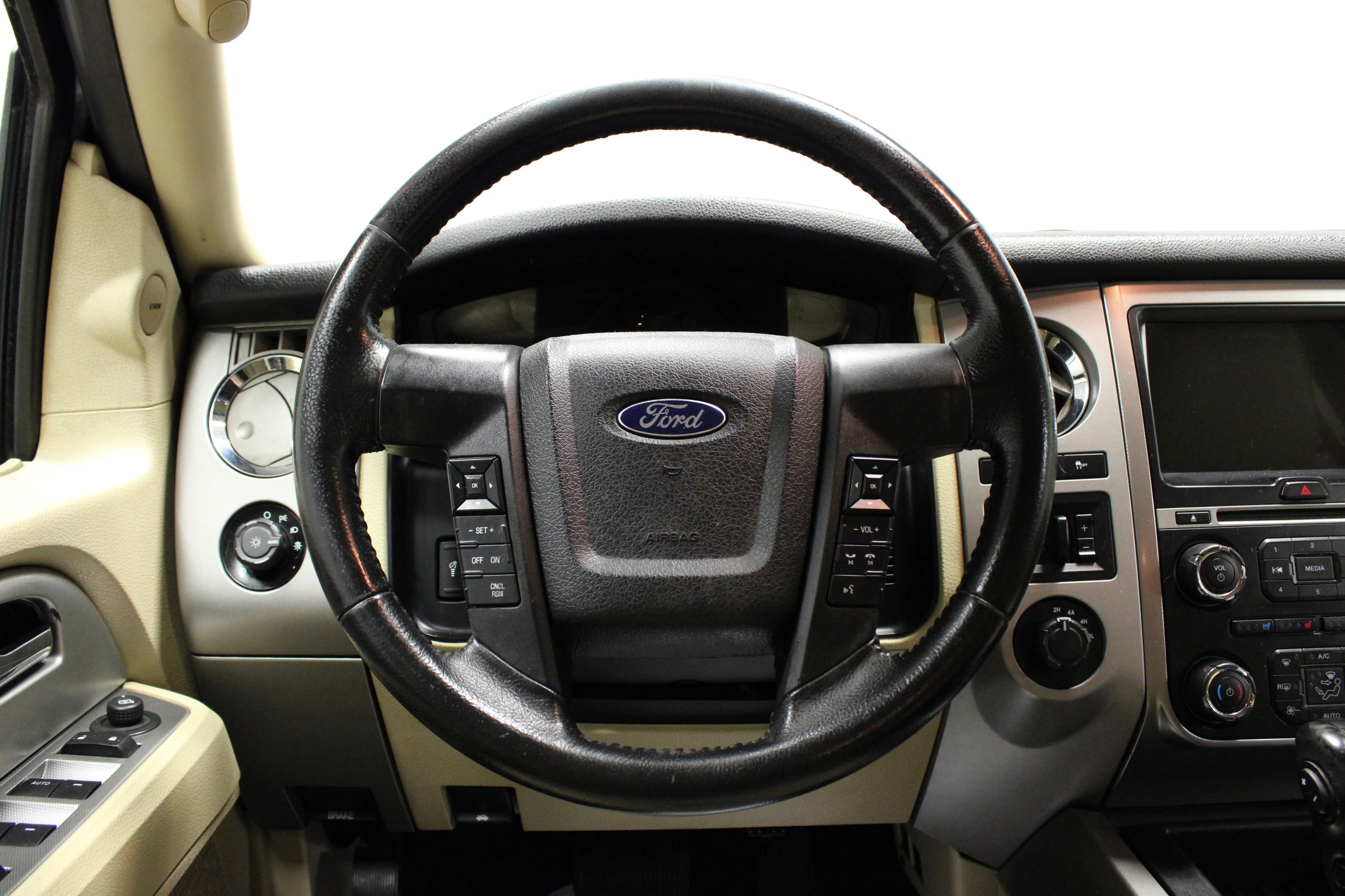 Used 2017 Blue Ford XLT image 24