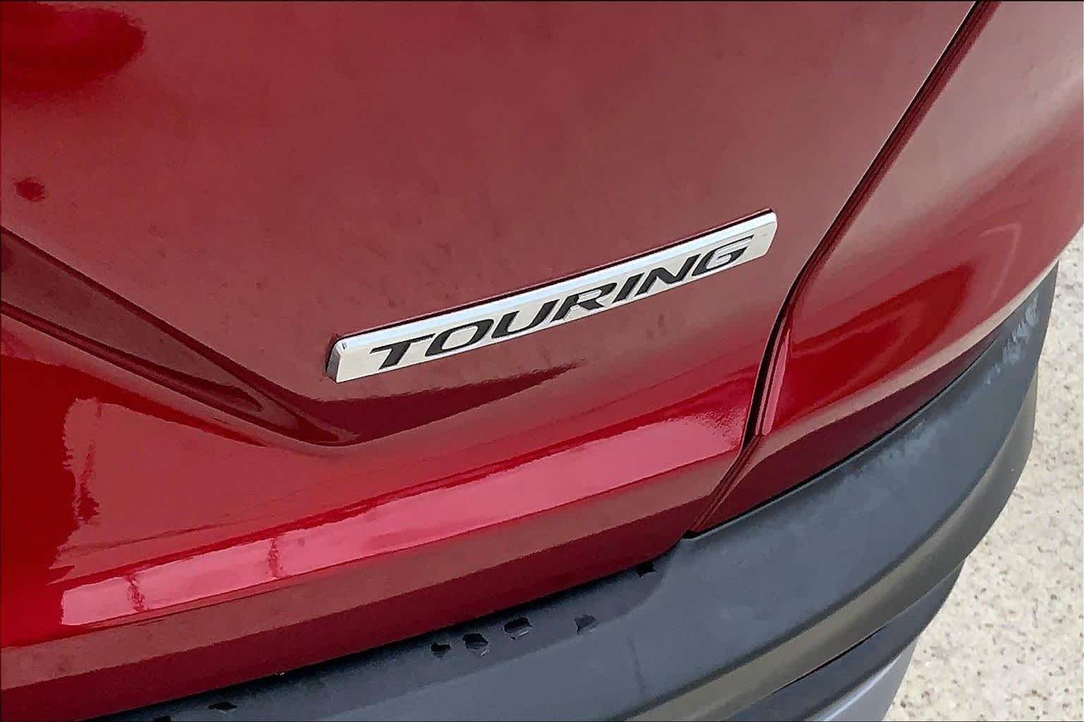 Used 2020 Radiant Red Metallic Honda Touring image 10