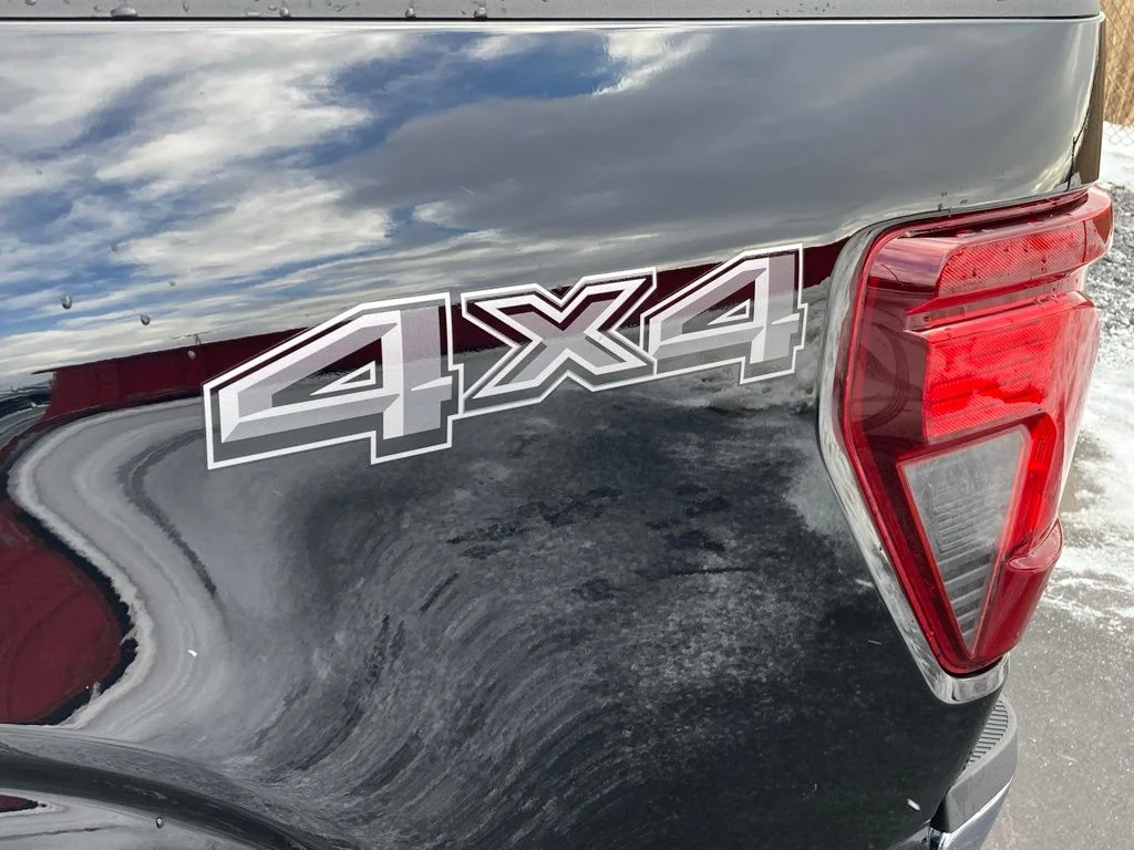 Used 2025 Black Ford XLT image 11