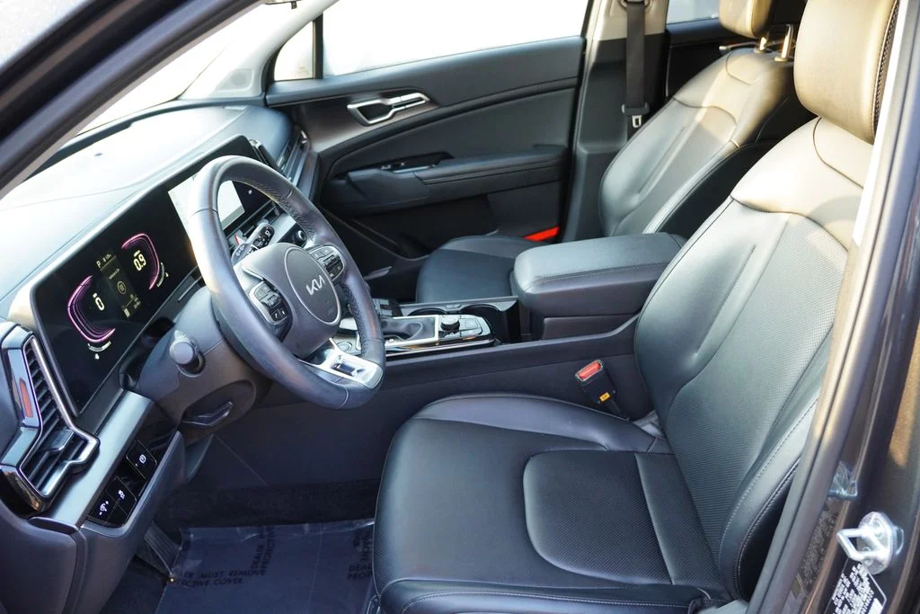 Used 2024 Gravity Gray Kia EX image 15