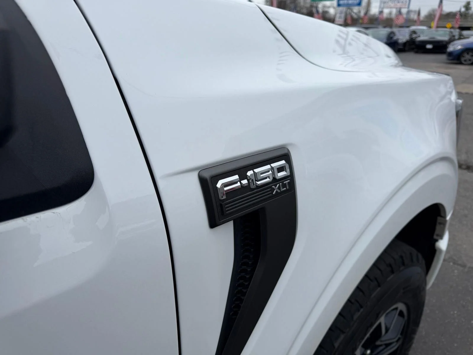 2023 Ford F-150 XLT - Photo 12
