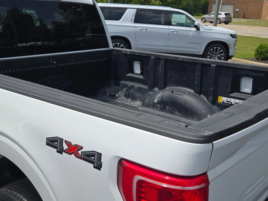 Used 2023 White Ford XLT image 15