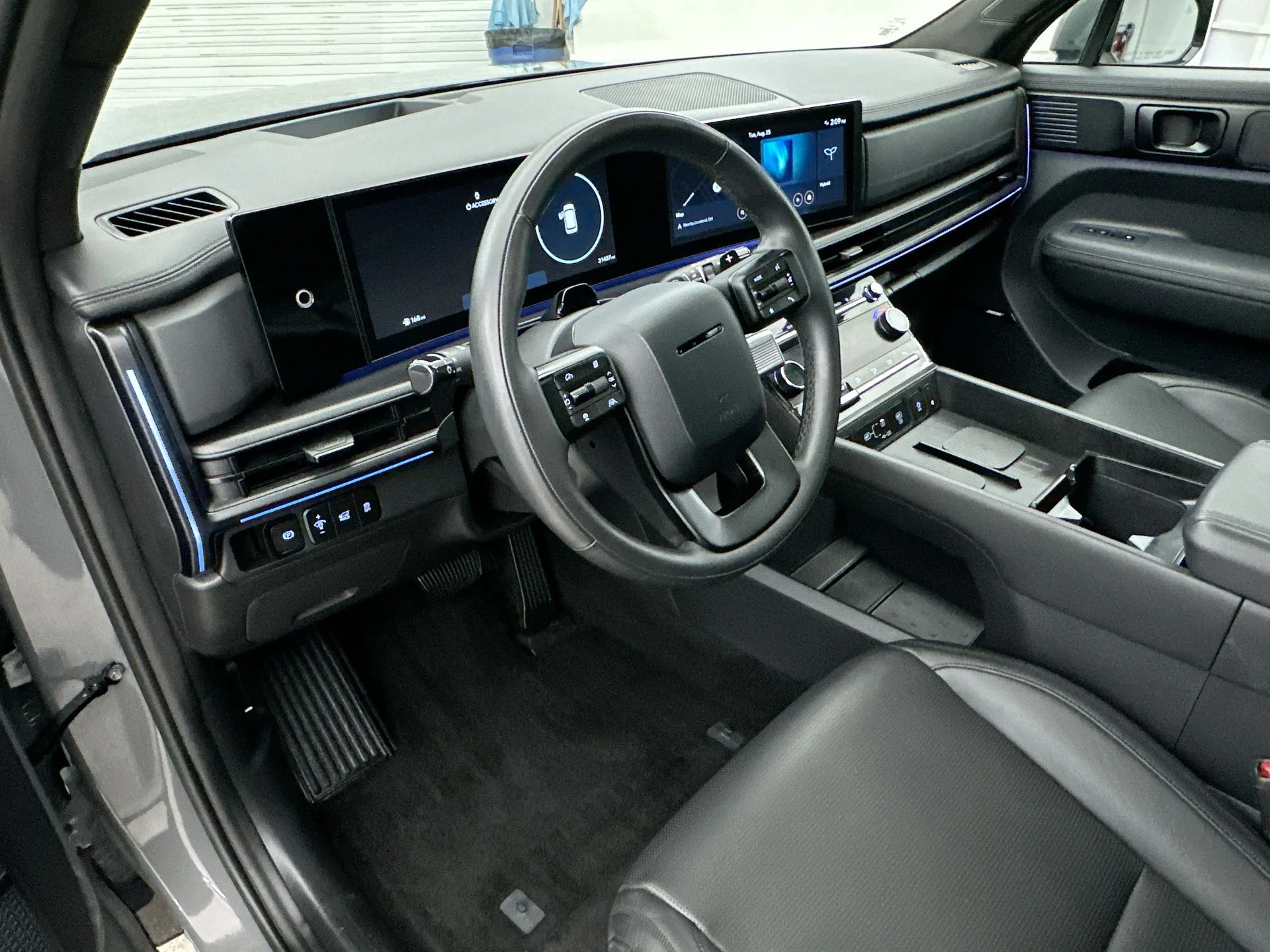 Used 2025 Gray Hyundai Calligraphy image 7