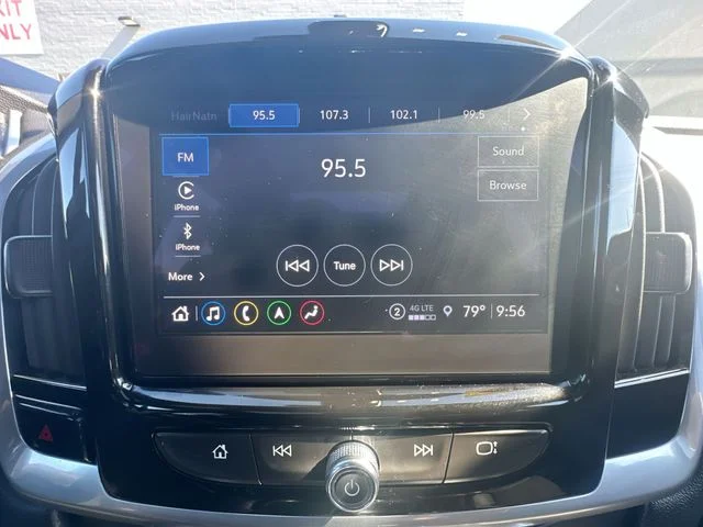 Used 2022 Green Chevrolet LT Leather image 18