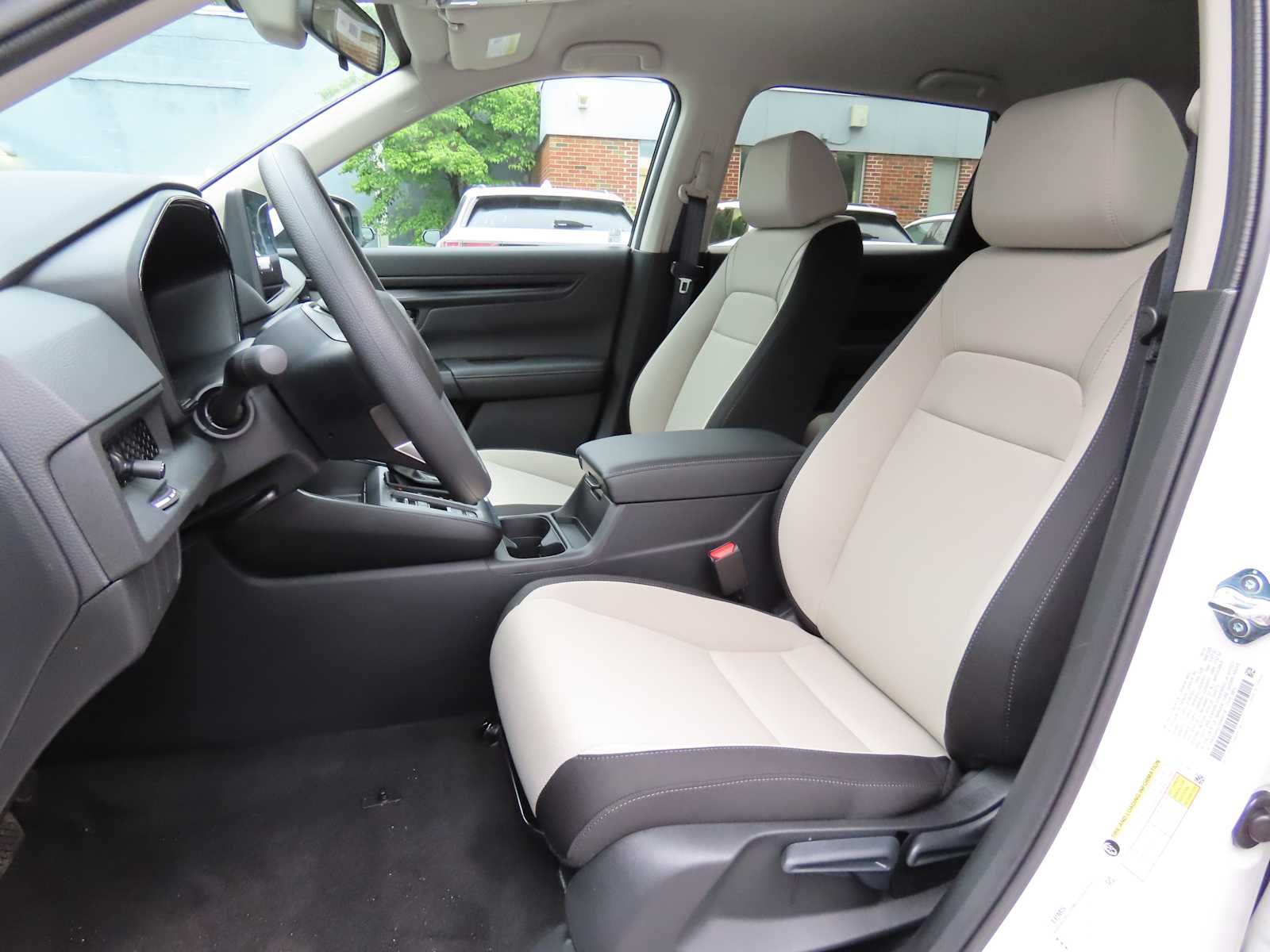 New 2026 Platinum White Pearl Honda LX image 12