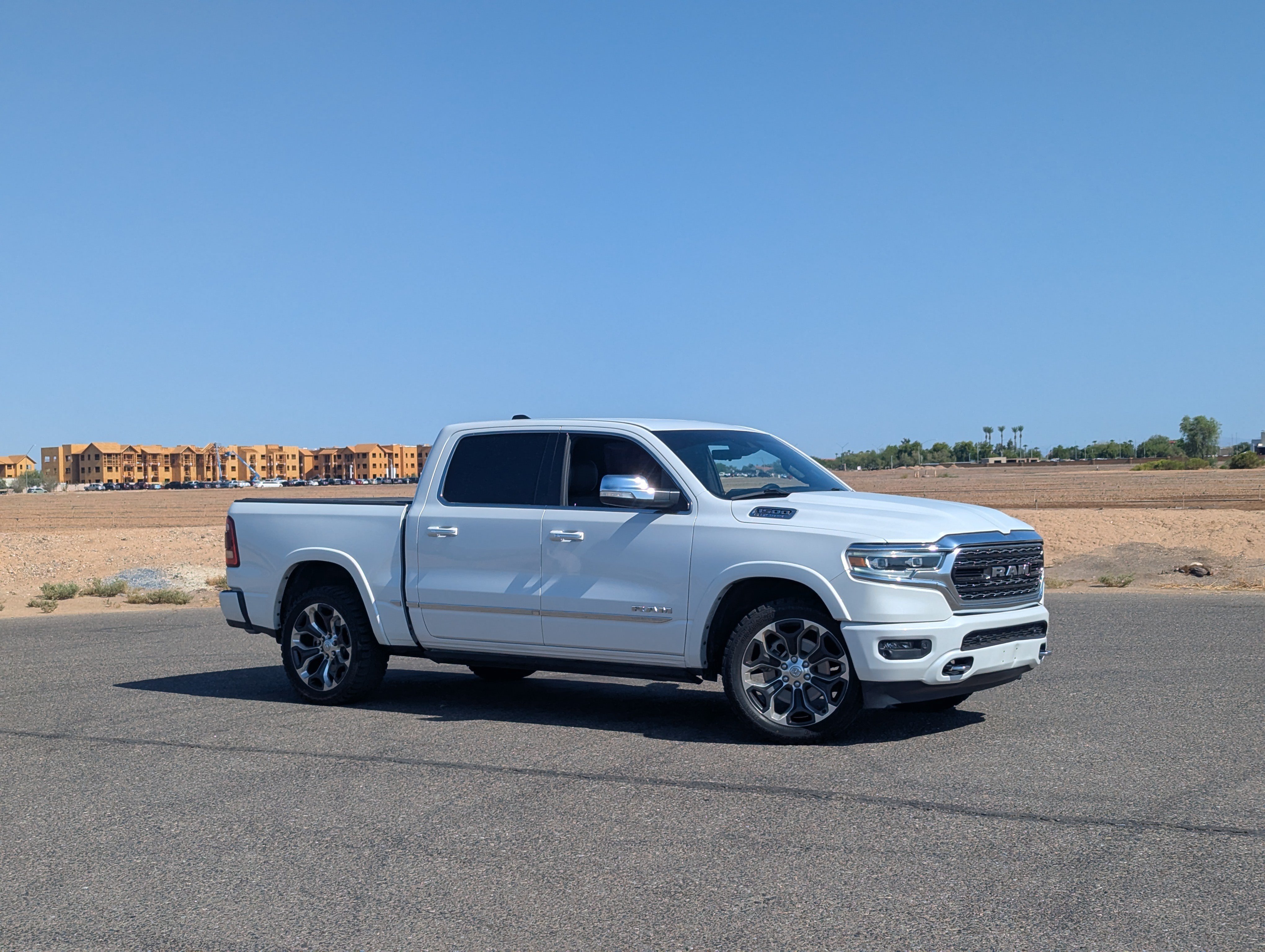 Used 2021 Ivory White Tri-Coat Pearlcoat Ram Limited image 34