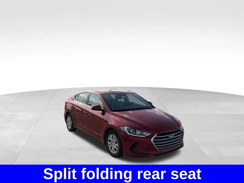 Used 2017 Red Hyundai SE image 8