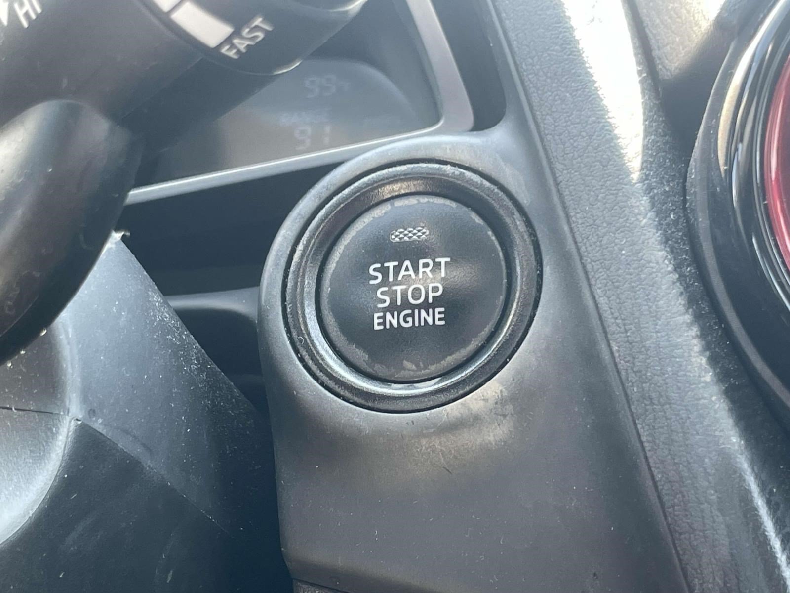 Used 2016 Silver Mazda Sport image 21