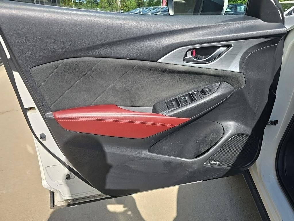 Used 2018  Mazda Grand Touring image 35