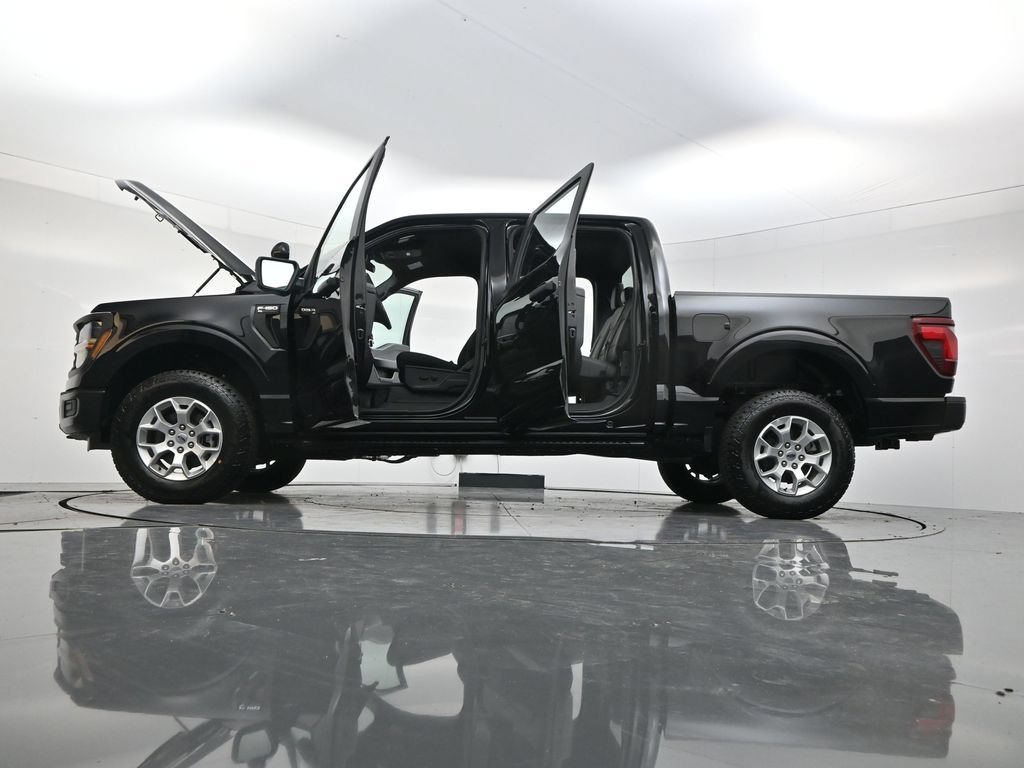Used 2025 Black Metallic Ford XL image 58