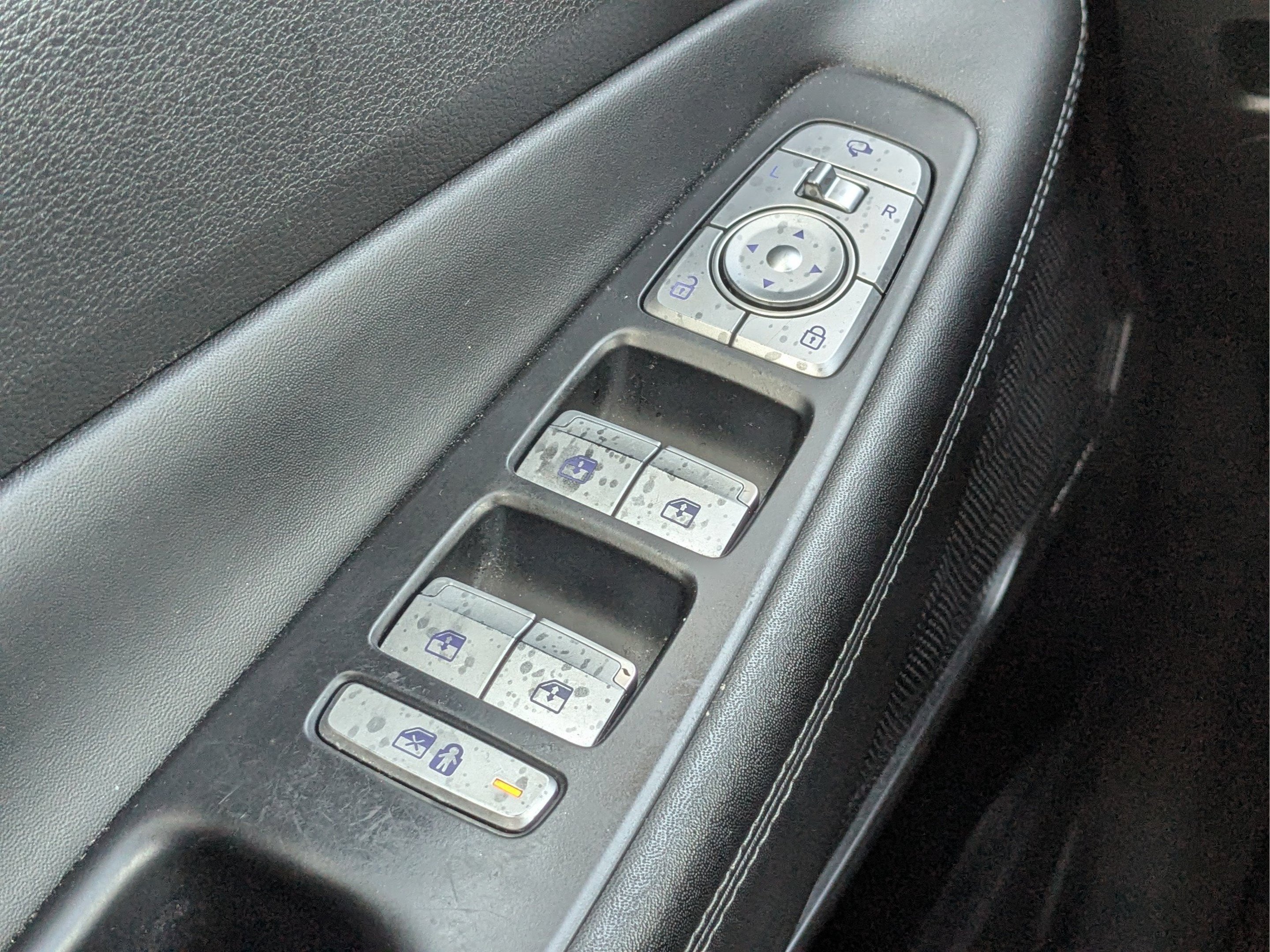 2023 Hyundai Santa Fe Calligraphy - Photo 27