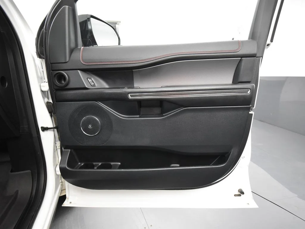 Used 2021 White Ford Limited image 43