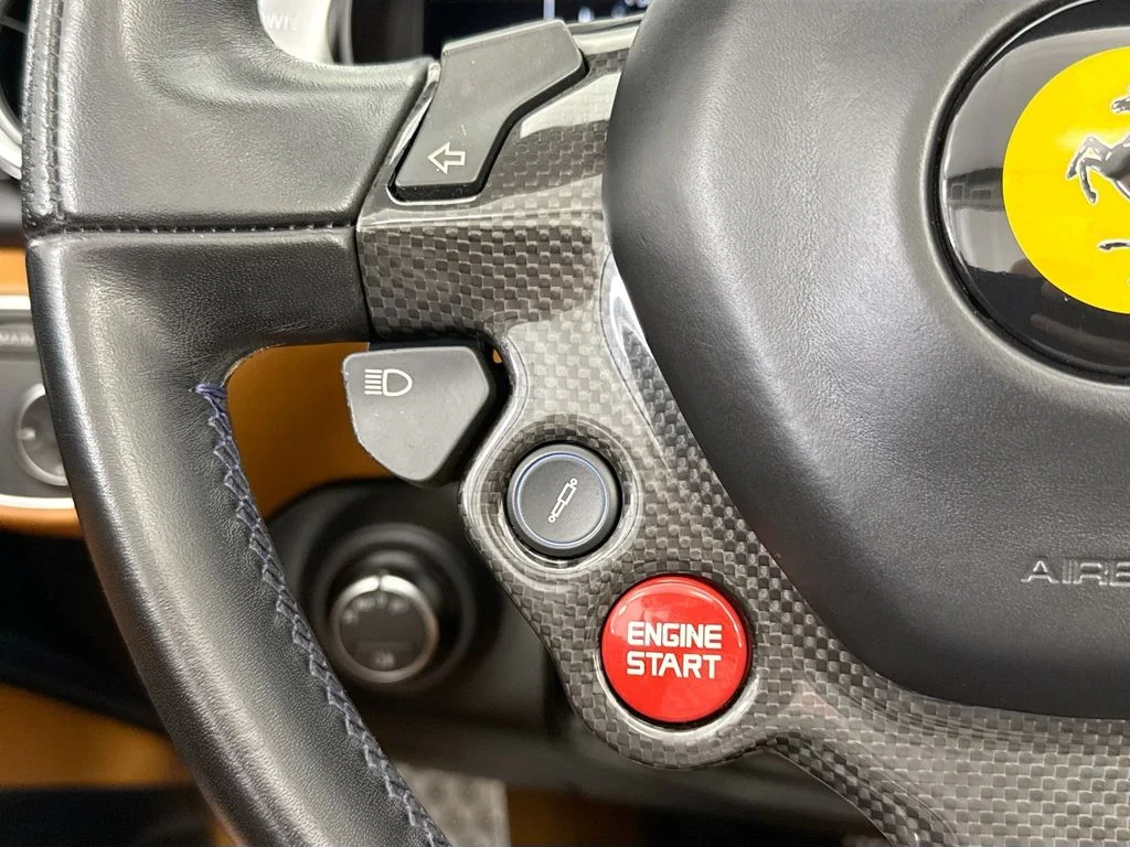 Used 2015  Ferrari T image 19
